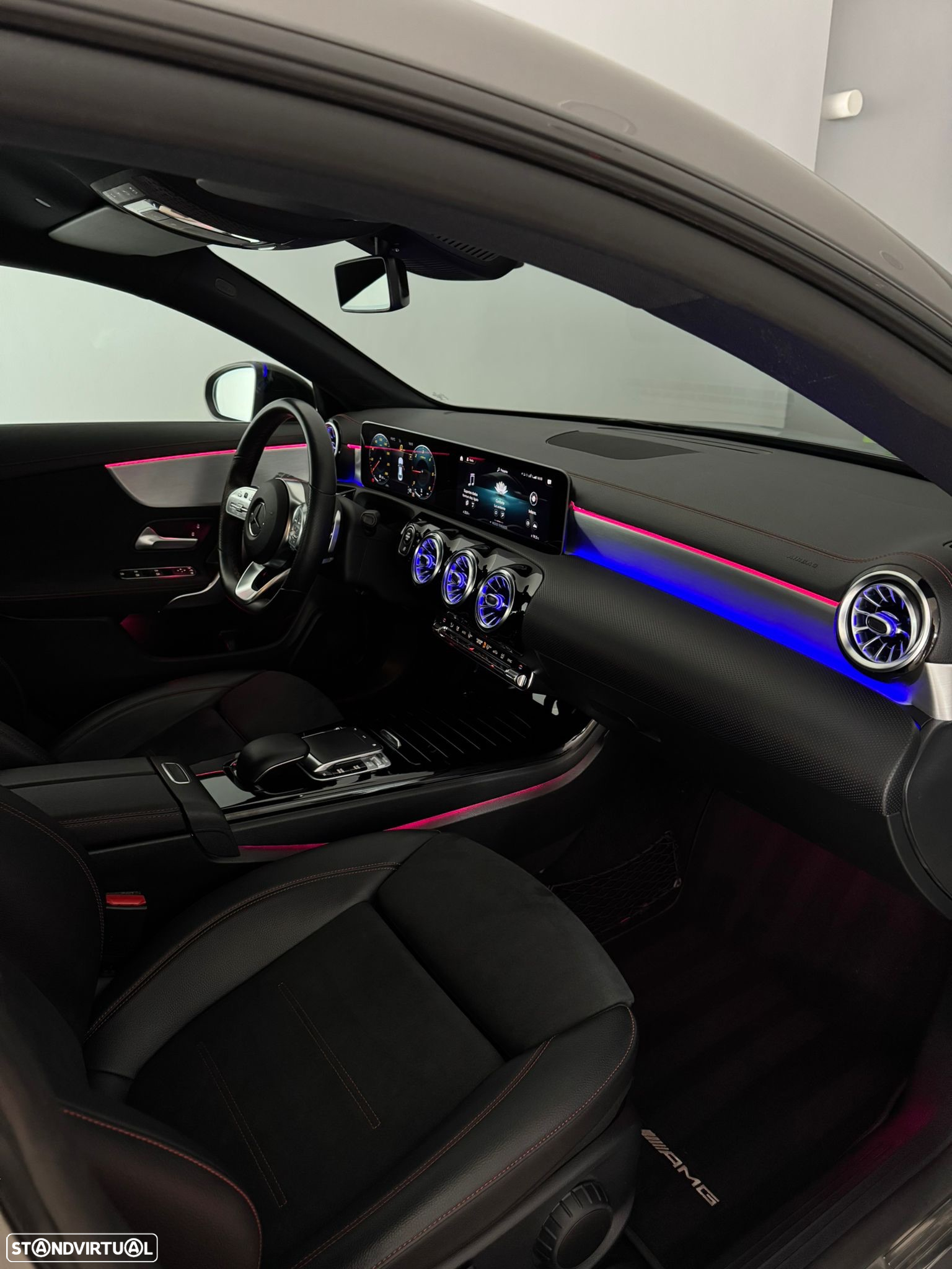 Mercedes-Benz CLA 180 d Shooting Brake 7G-DCT AMG Line - 11