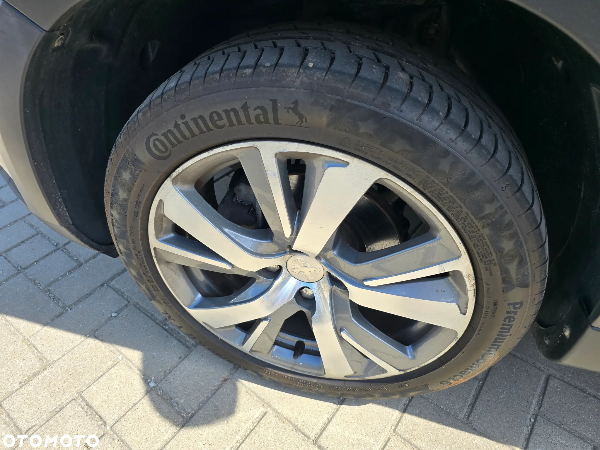 Peugeot 2008 - 17