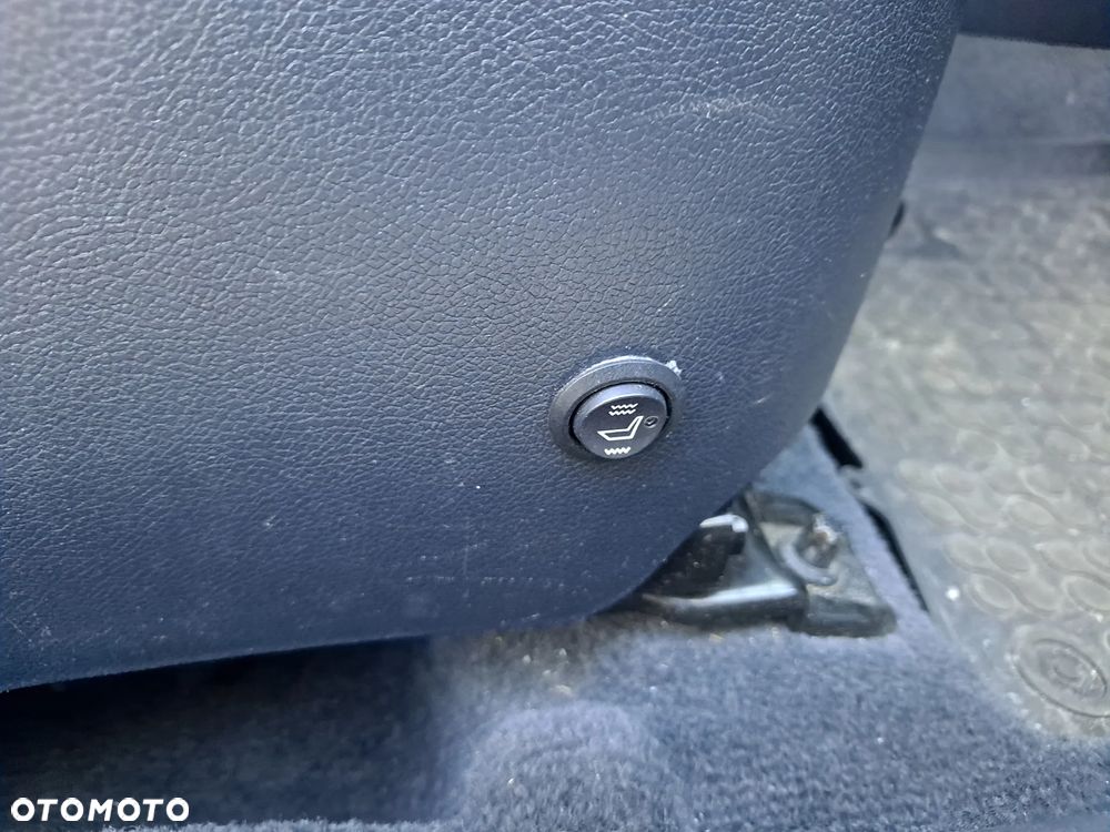 Kia Rio 1.4 M (klm) - 9