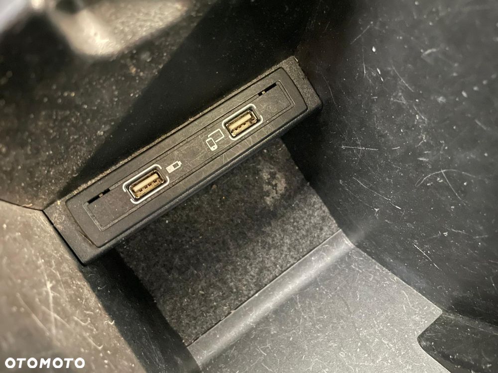 Mercedes-Benz Klasa A 180 d 7G-DCT Peak Edition - 28