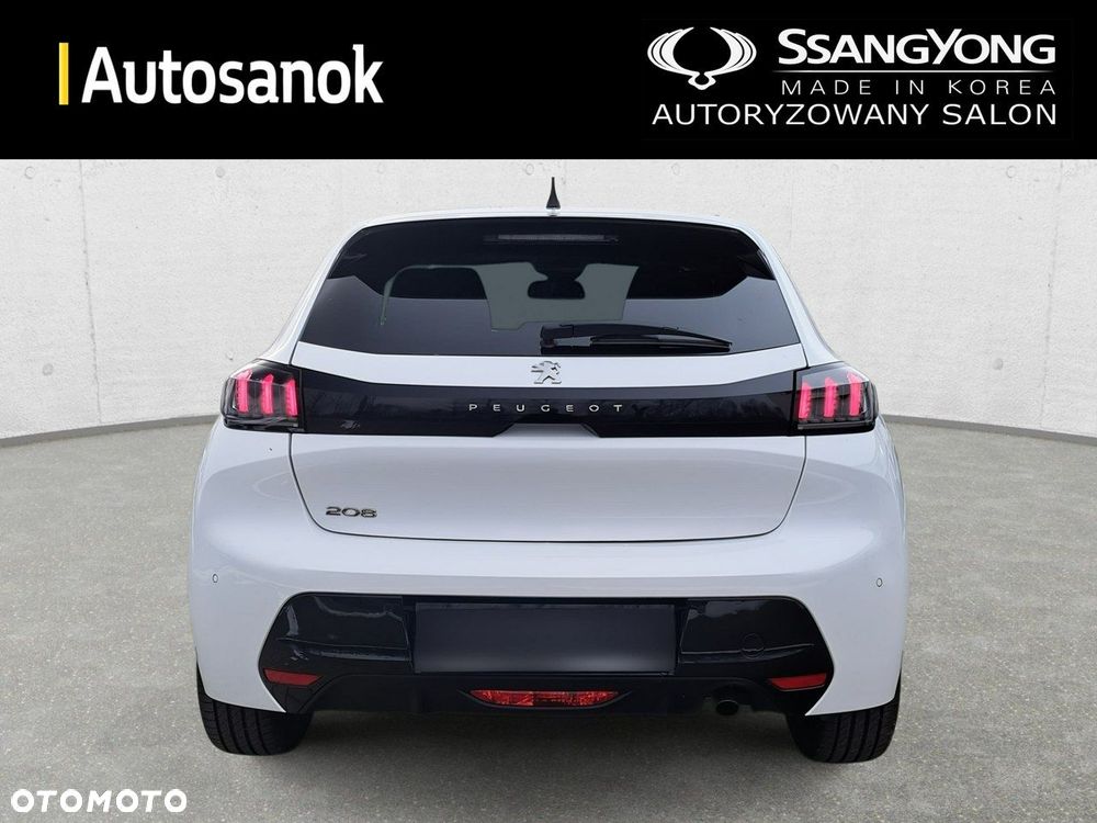 Peugeot 208 - 6