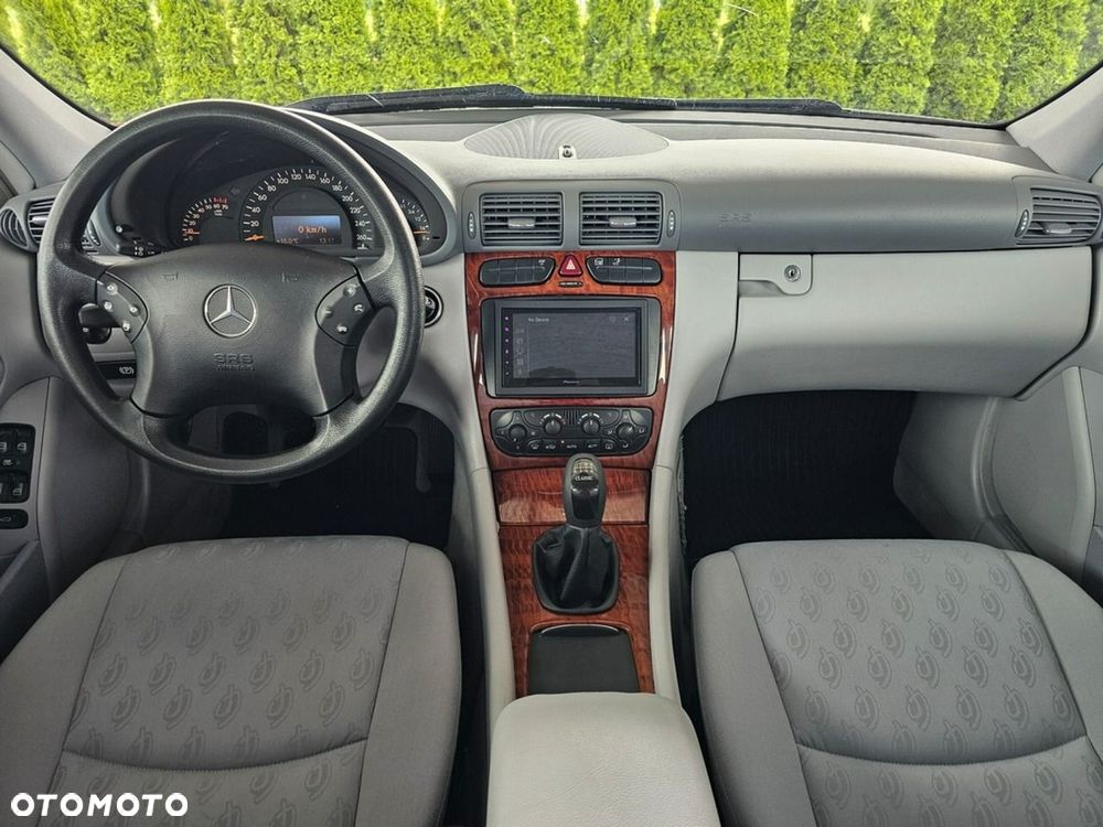 Mercedes-Benz Klasa C - 26