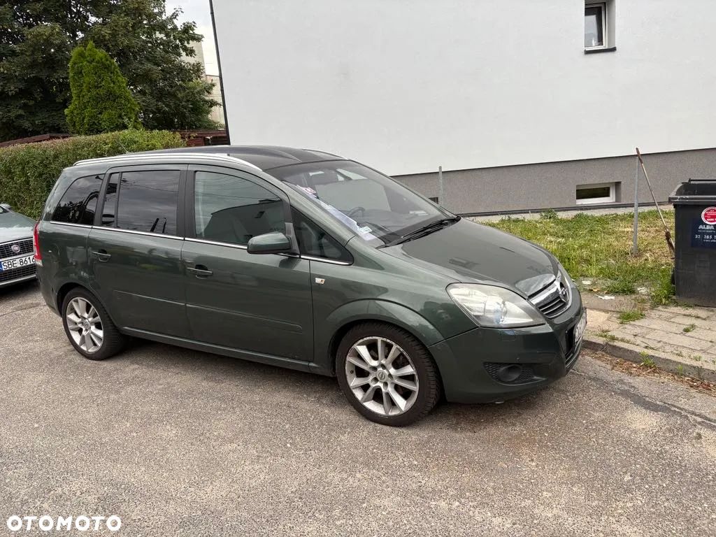 Opel Zafira - 1