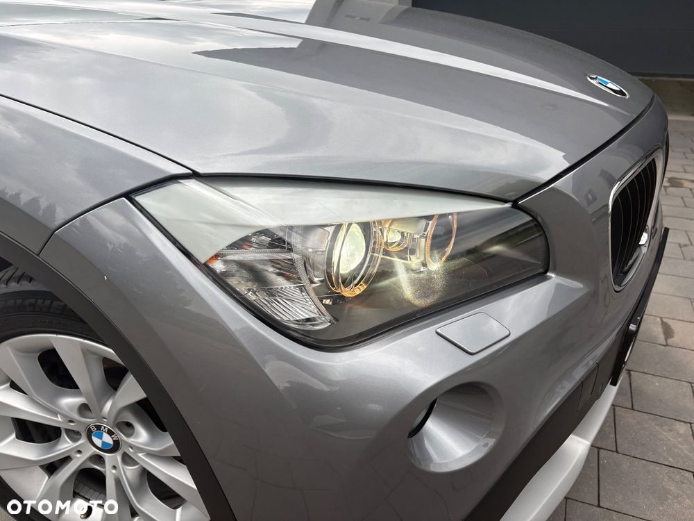 BMW X1 sDrive18d xLine - 14