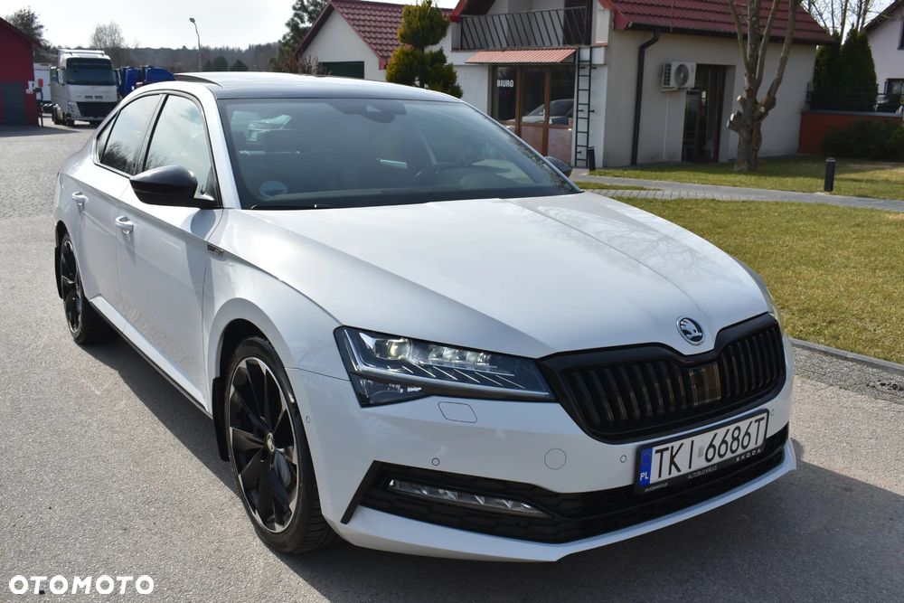 Skoda Superb 2.0 TDI SCR 4x4 Sportline DSG - 8