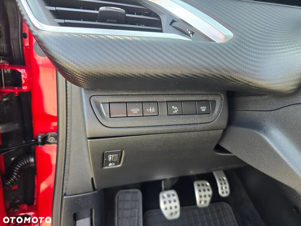 Peugeot 2008 - 25