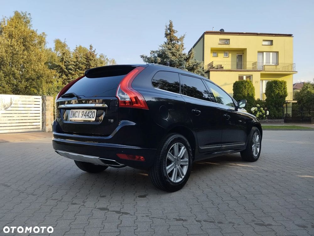 Volvo XC 60 T5 Drive-E Summum - 6