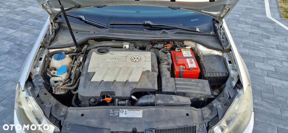 Volkswagen Golf 2.0 TDI Comfortline - 15