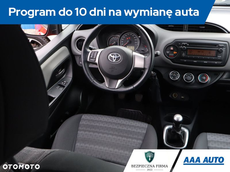 Toyota Yaris - 8
