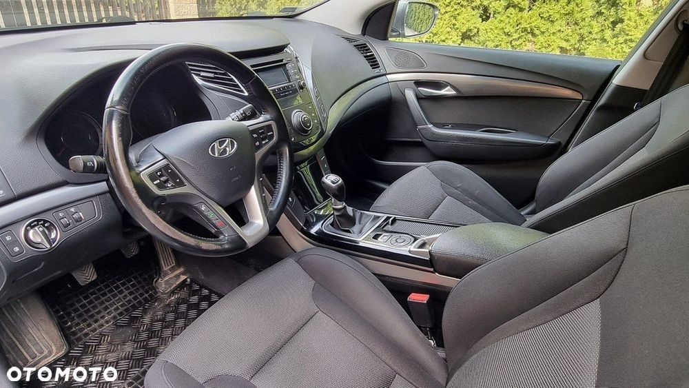 Hyundai i40 - 11
