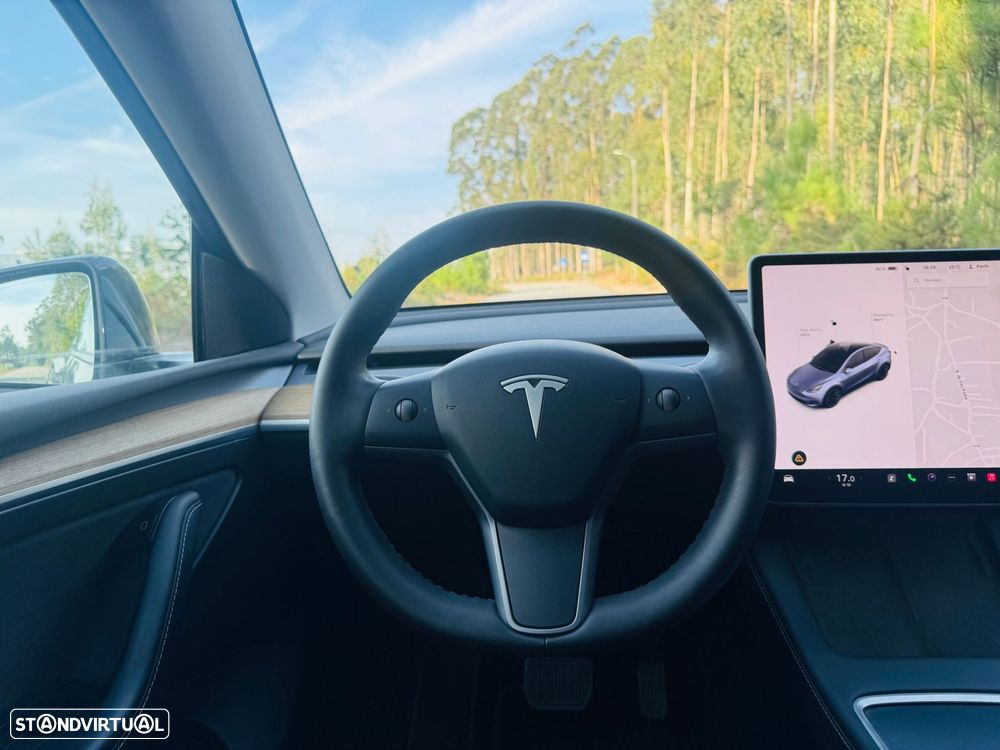 Tesla Model Y Long Range Tração Integral - 31