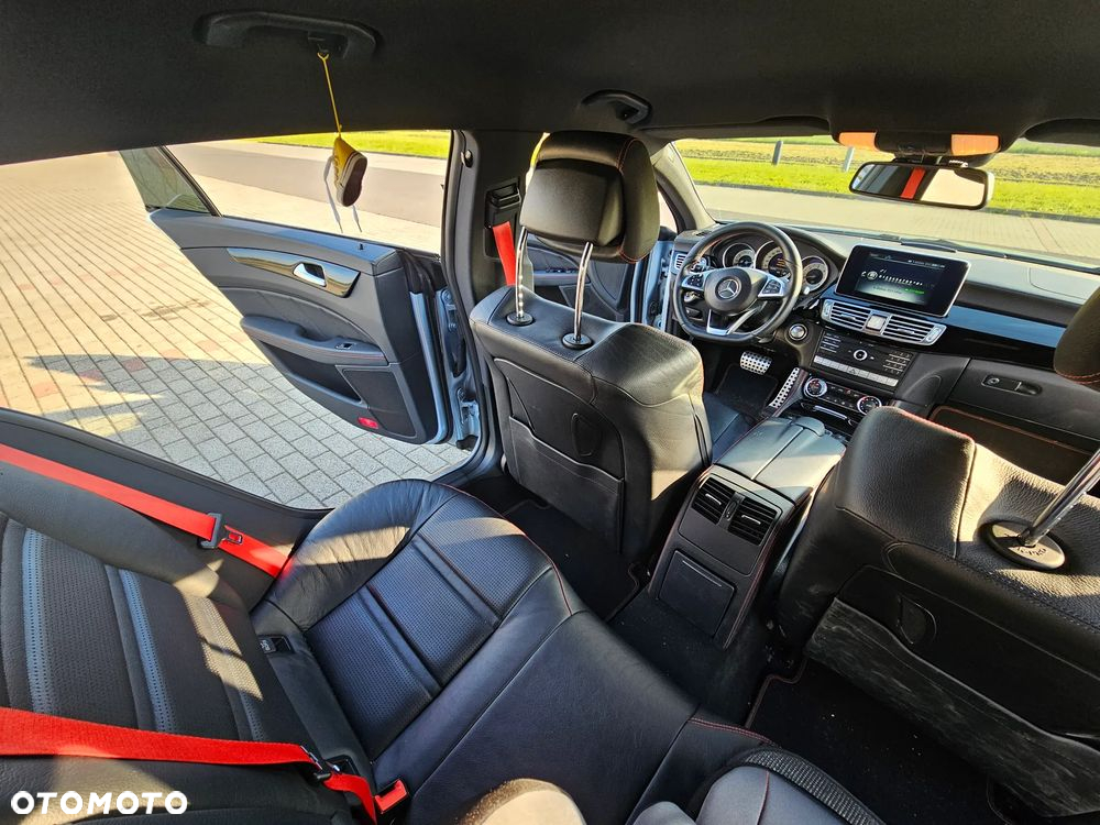 Mercedes-Benz CLS 350 BlueTEC 4-Matic - 13