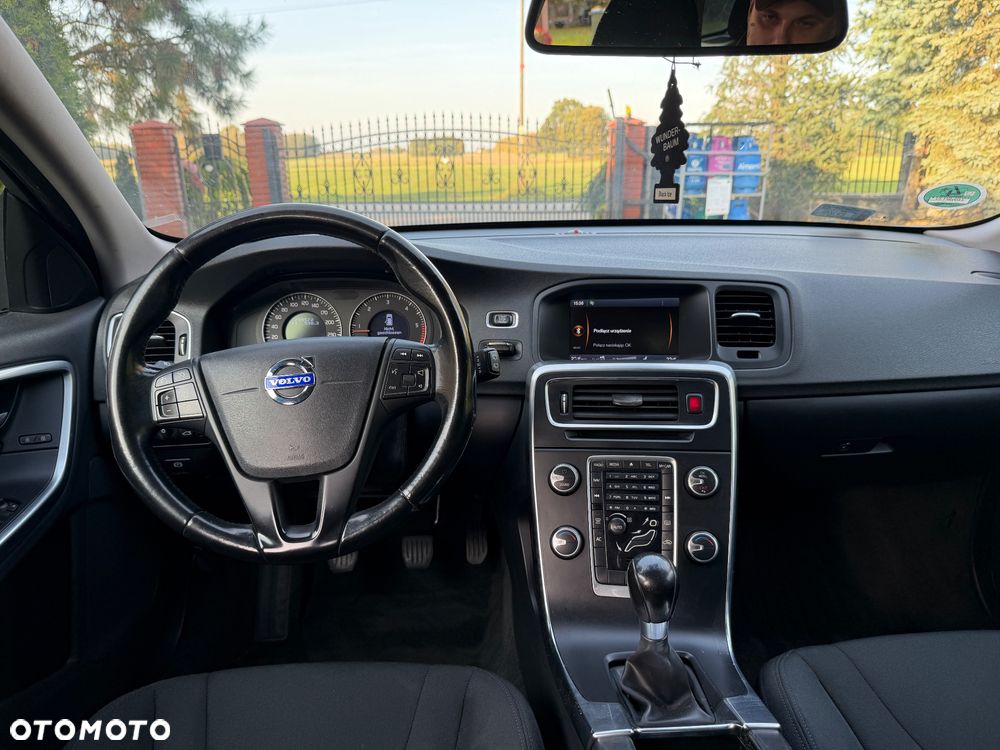 Volvo V60 D4 Business Edition - 29