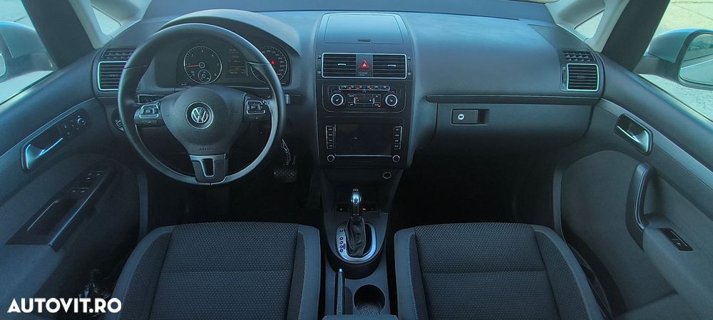 Volkswagen Touran 2.0 TDI DPF DSG Comfortline - 14