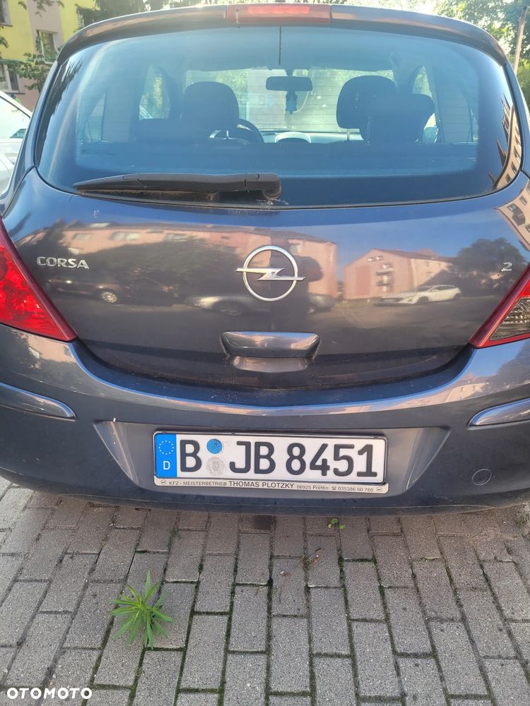 Opel Corsa 1.2 16V Limited Edition - 1