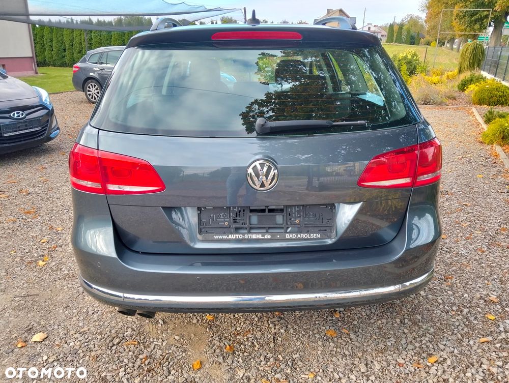 Volkswagen Passat - 16