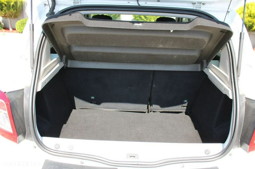 Dacia Sandero 1.2 16V 75 Ambiance - 33