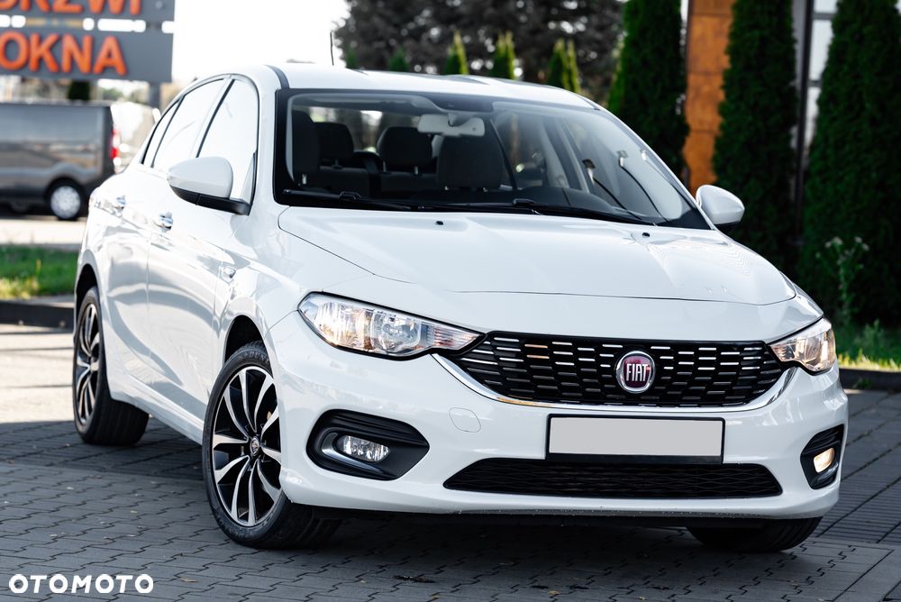Fiat Tipo 1.6 MultiJet 16v Lounge - 3