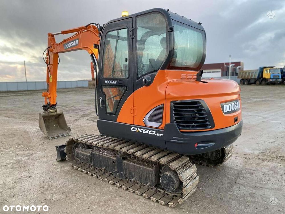 Doosan DX 60 C - 4