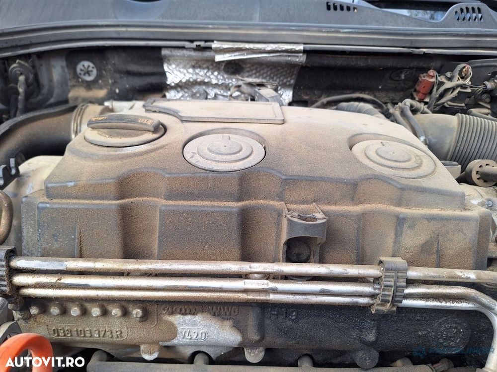 Capac culbutori VOLKSWAGEN PASSAT Variant 3C5 2005 - 2011 1.9 TDI BLS - 3