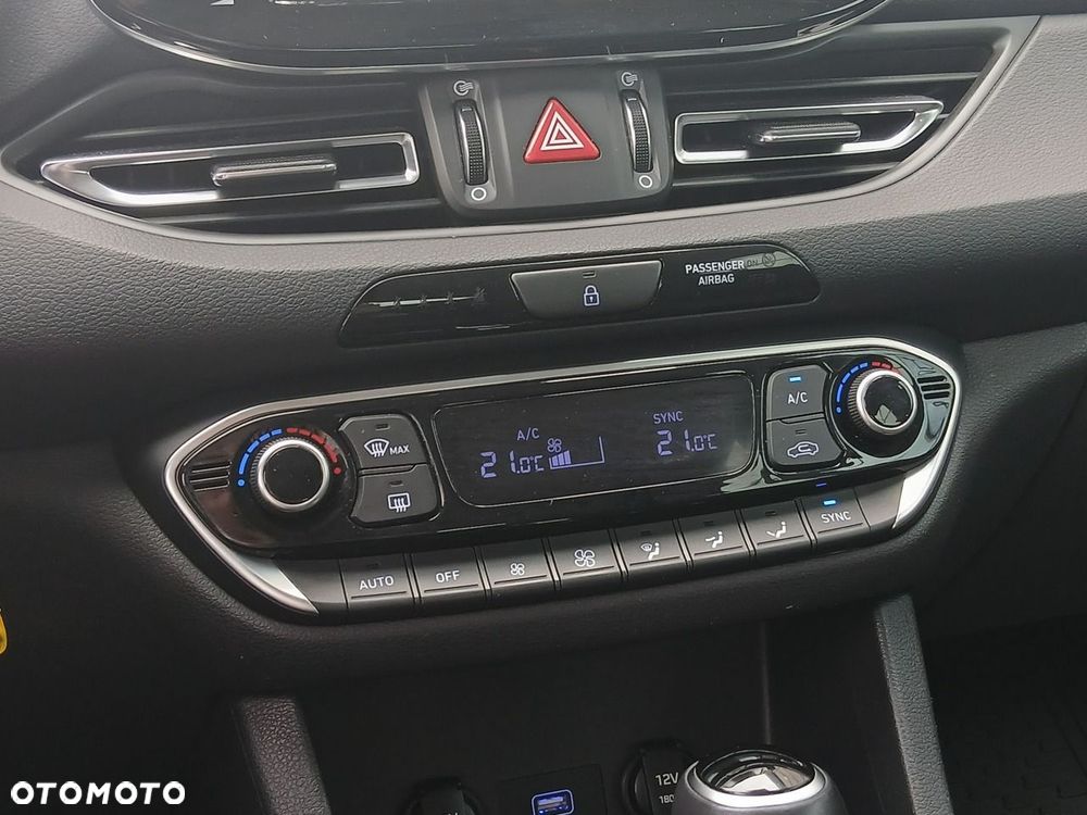 Hyundai i30 1.5 T-GDI 48V Smart DCT - 20