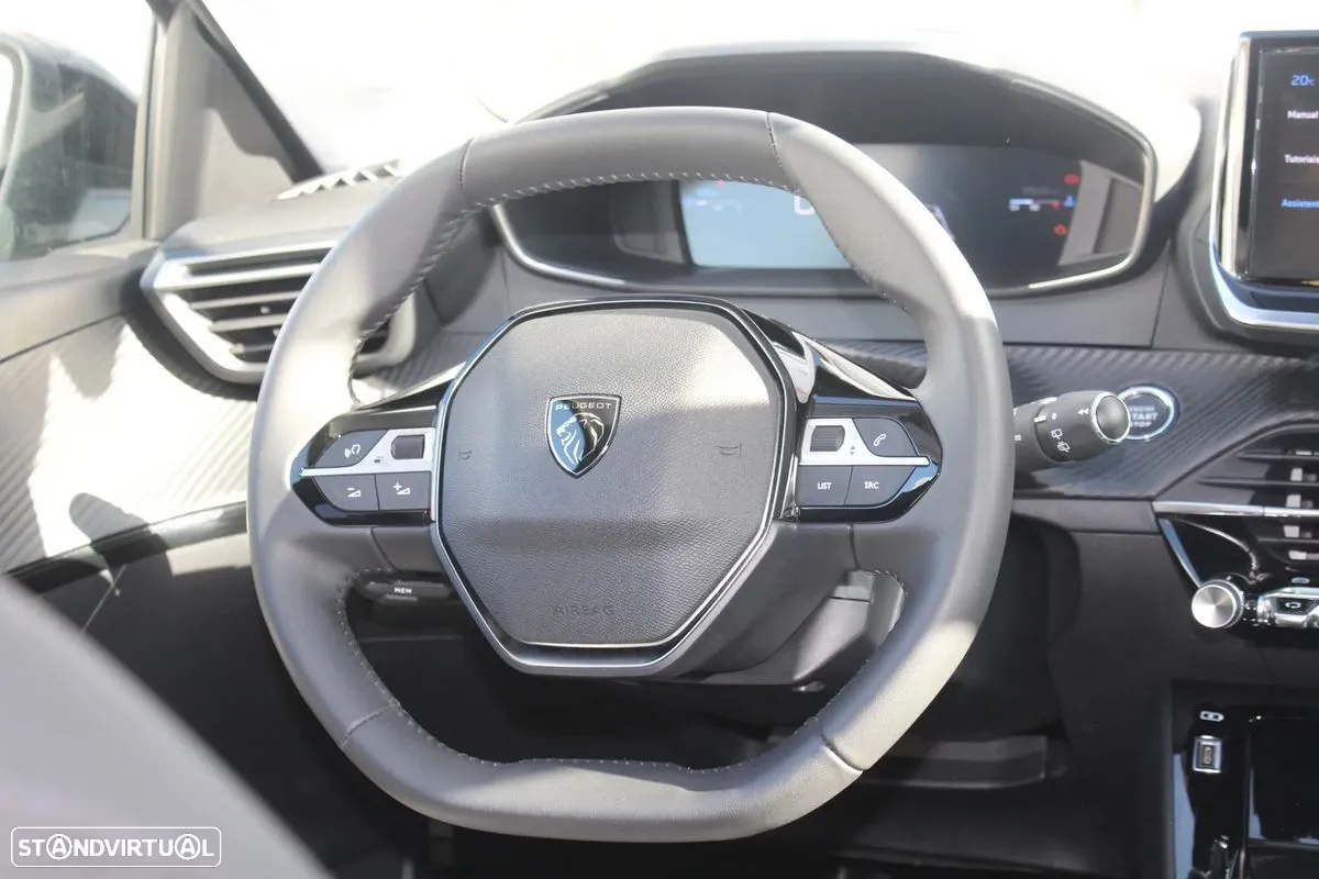 Peugeot 208 1.2 PureTech Allure Pack - 20