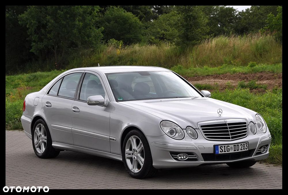 Mercedes-Benz Klasa E 320 CDI 7G-TRONIC Avantgarde - 17