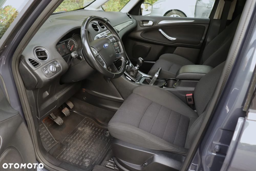 Ford Galaxy 2.0 TDCi Titanium - 18