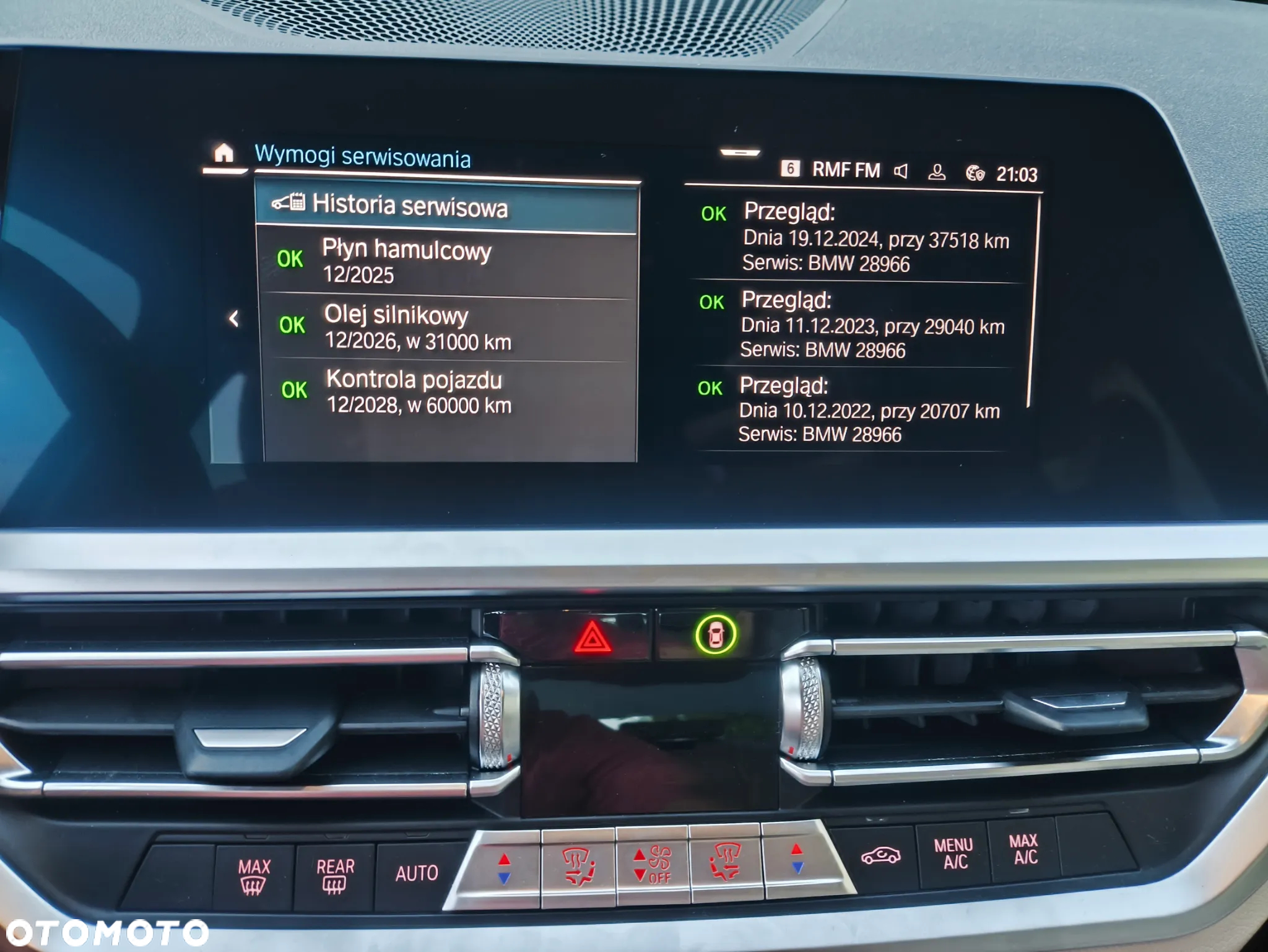 BMW Seria 3 330e - 24