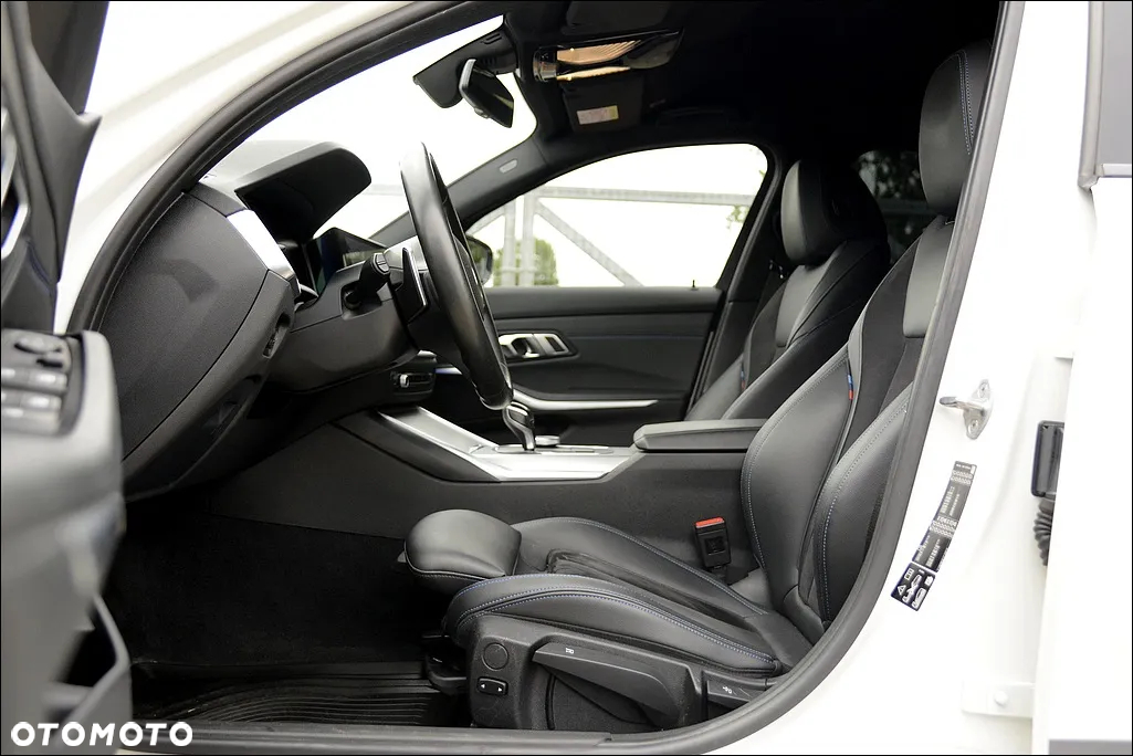 BMW Seria 3 320d xDrive M Sport sport - 19