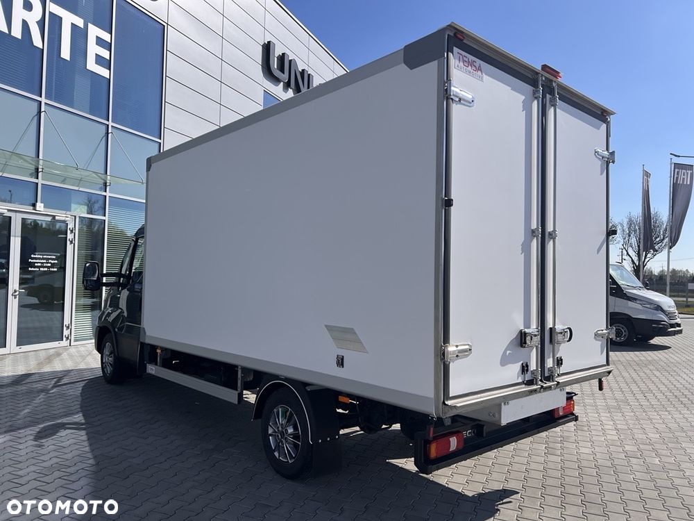 Iveco FABRYCZNIE NOWE • BEZ KOMPROMISÓW • FULL OPCJA - 17
