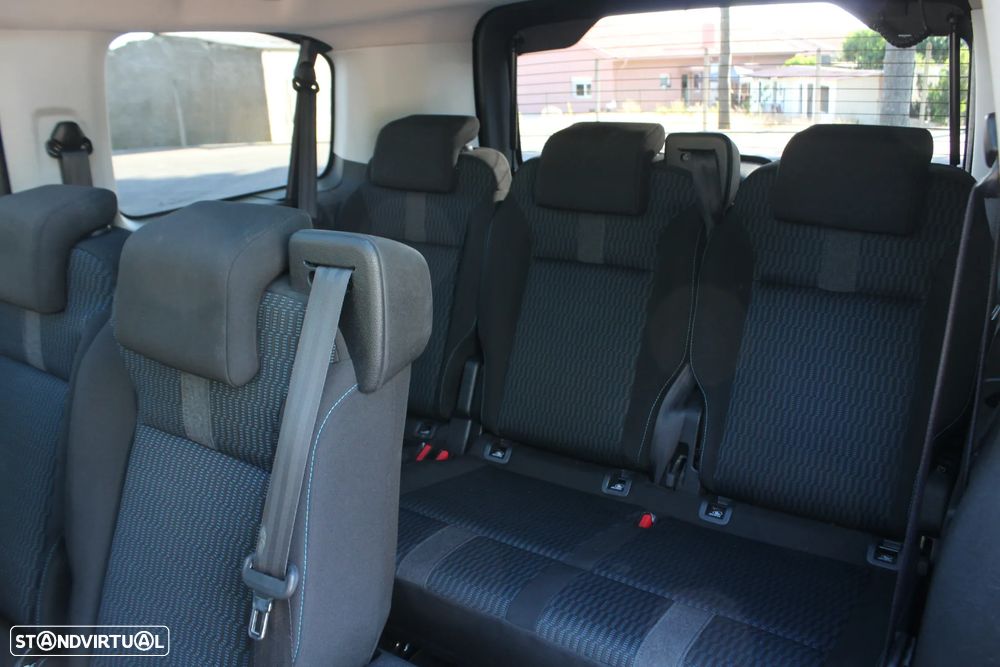 Peugeot Traveller 1.5 BlueHDi L2H1 Allure Standard - 49