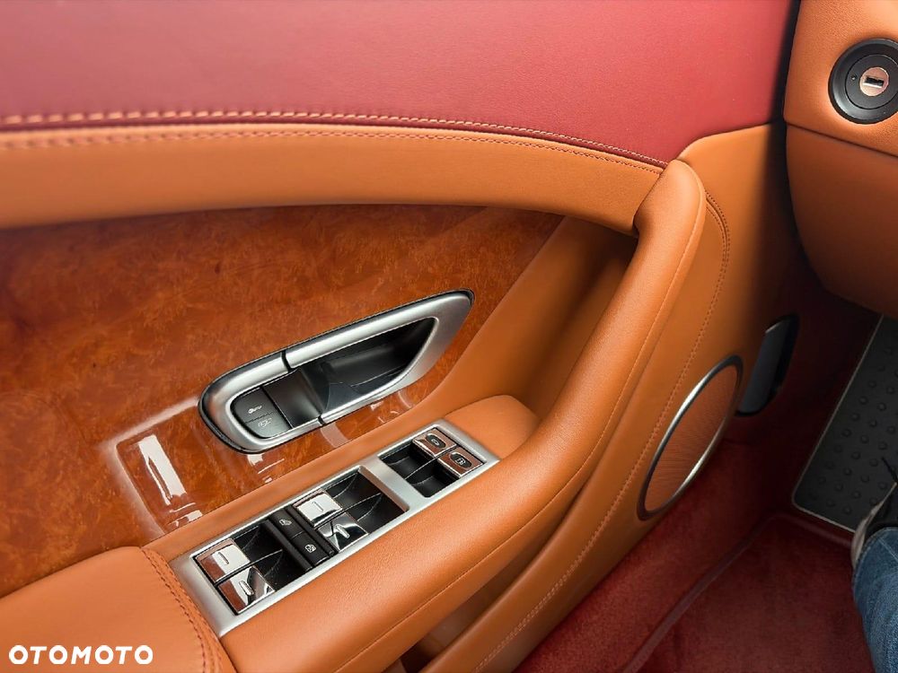 Bentley Continental GT Speed - 12