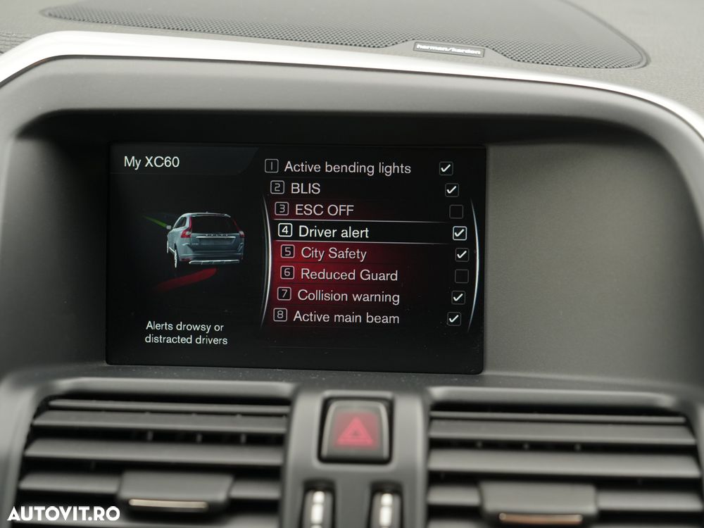 Volvo XC 60 D5 AWD Geartronic Summum - 35