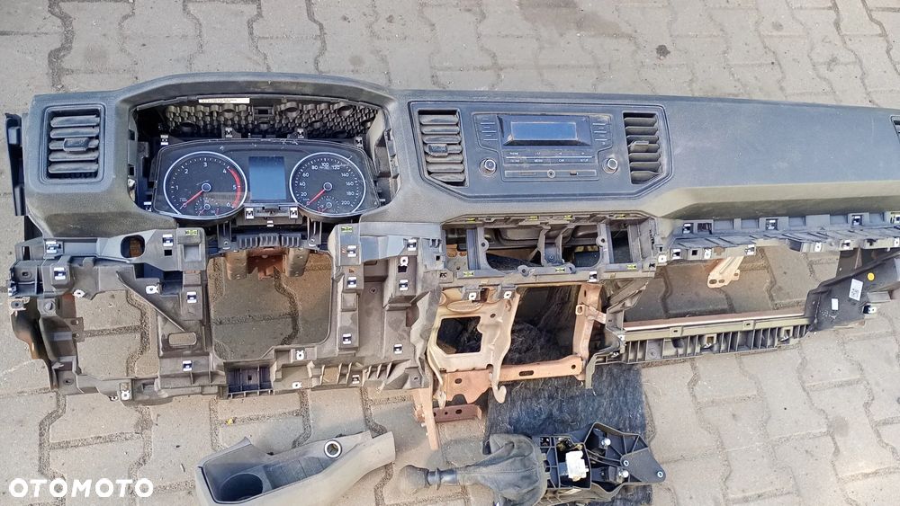 F.VAT MAN TGE DESKA ROZDZIELCZA KOKPIT VW CRAFTER II PÓŁKA SCHOWEK STELAŻ - 1