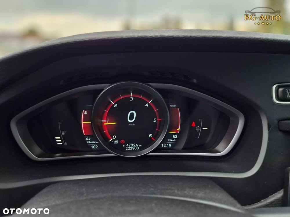 Volvo V40 - 38