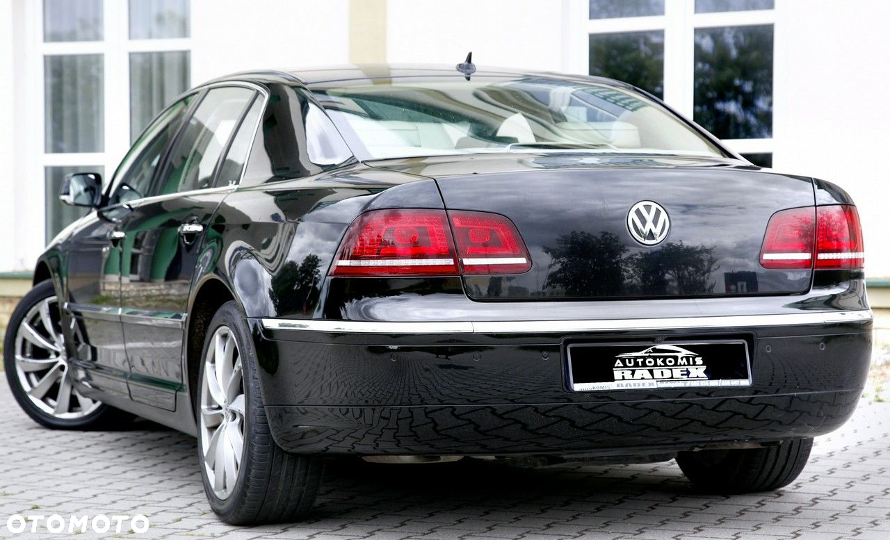 Volkswagen Phaeton - 24