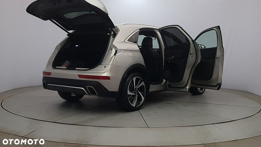 DS Automobiles DS 7 Crossback - 12