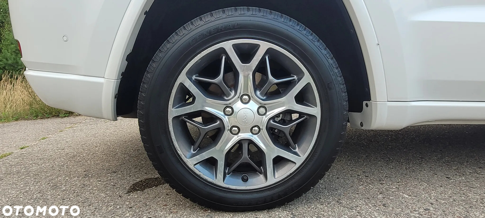 Jeep Grand Cherokee 3.6 V6 Overland - 21