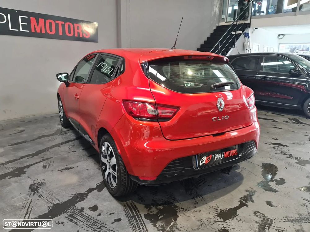Renault Clio - 16