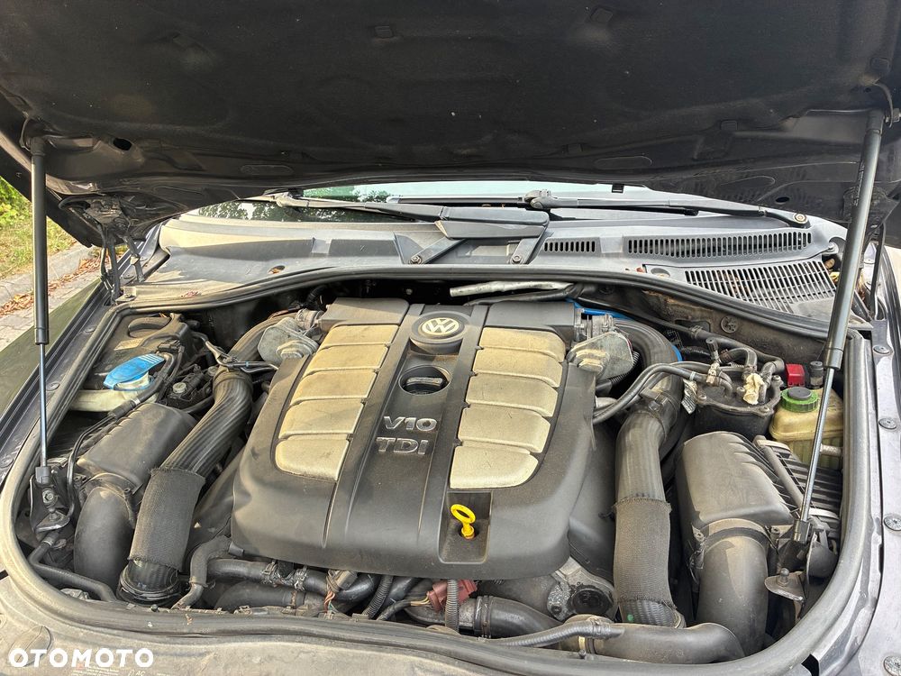 Volkswagen Touareg 5.0 V10 TDI Tiptr - 12