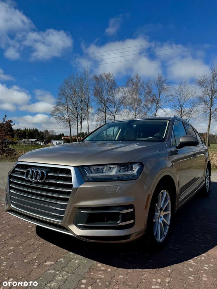 Audi Q7 - 2