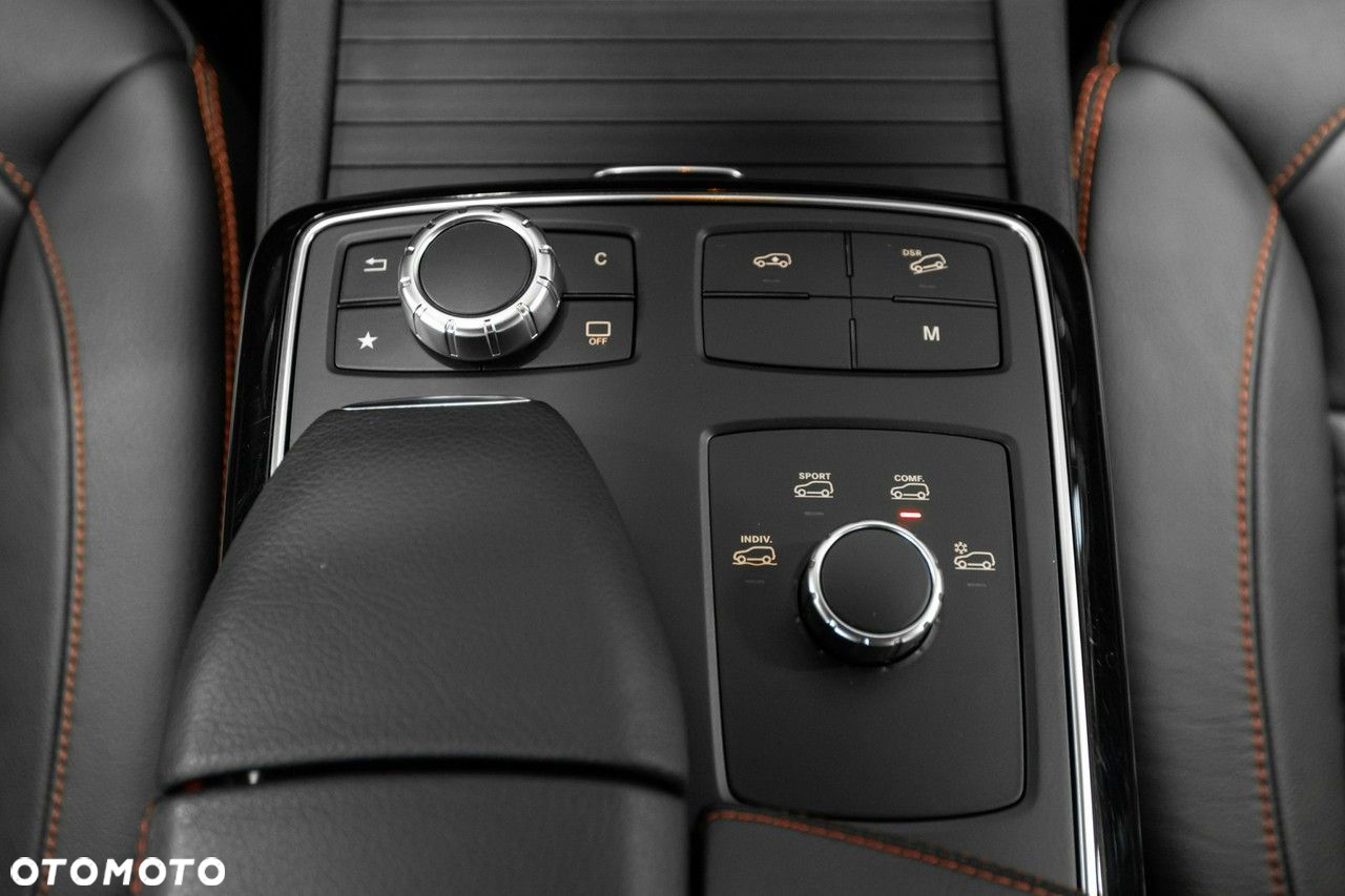 Mercedes-Benz GLE - 28