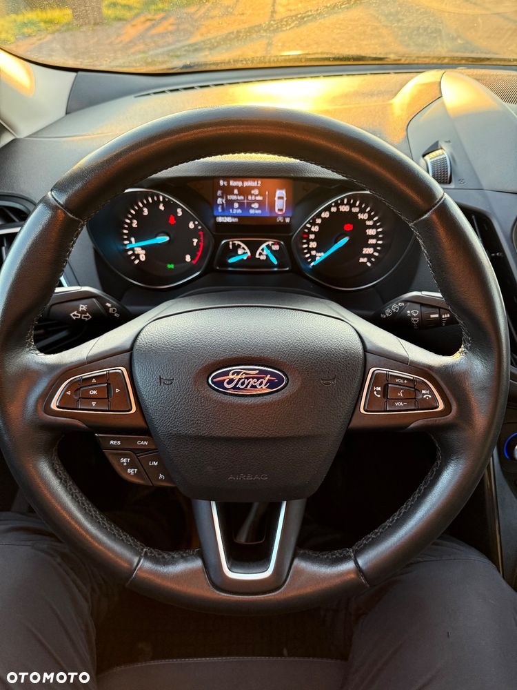 Ford Kuga - 14