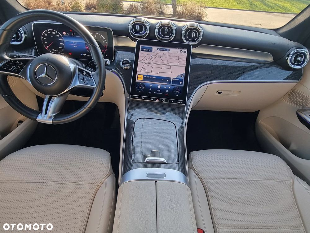 Mercedes-Benz GLC ver-200-4--matic - 18