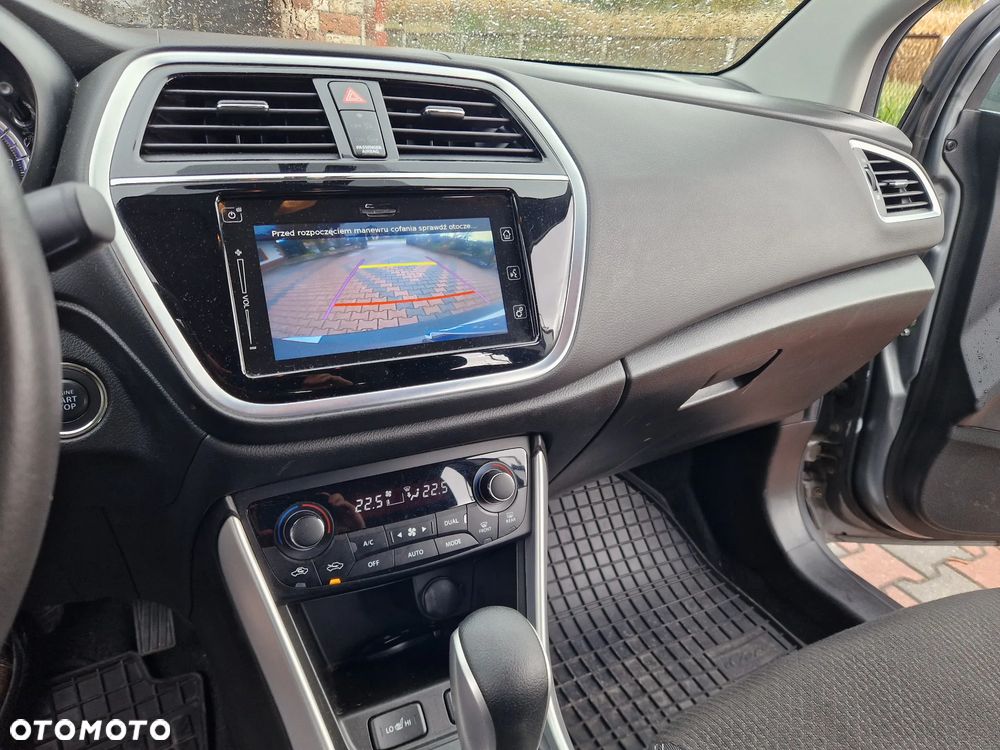 Suzuki SX4 S-Cross 1.4 T Premium 4WD - 22
