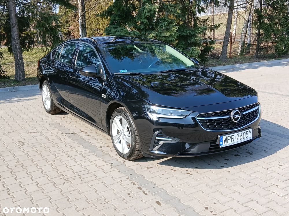 Opel Insignia - 1