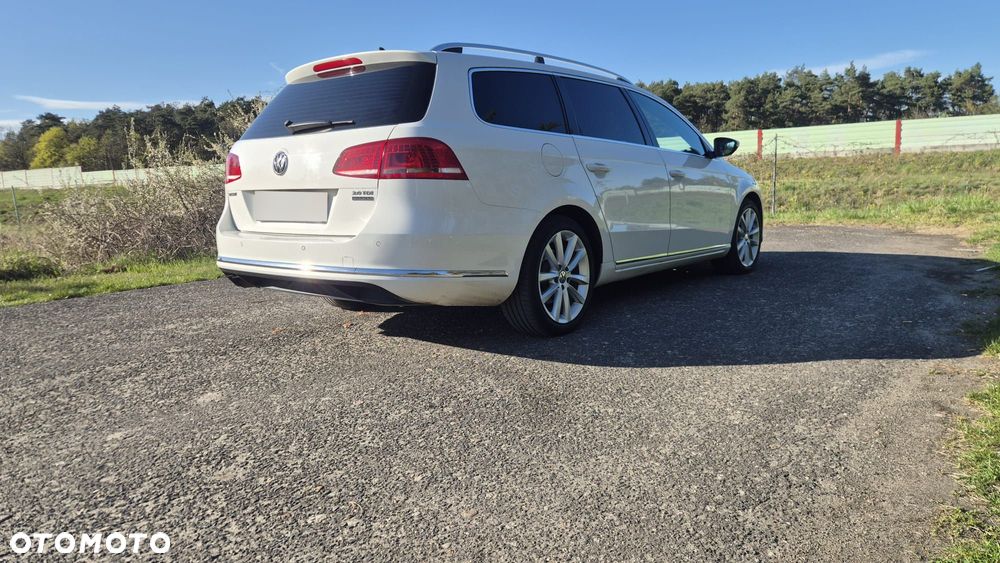 Volkswagen Passat 2.0 TDI DPF DSG Highline - 9