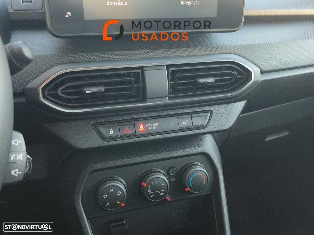 Dacia Sandero 1.0 SCe Essential - 22