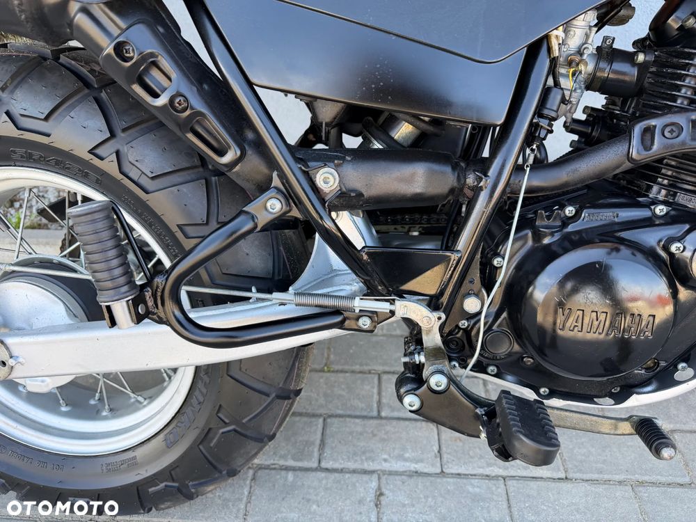 Yamaha TW - 18